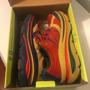 Hoka one one